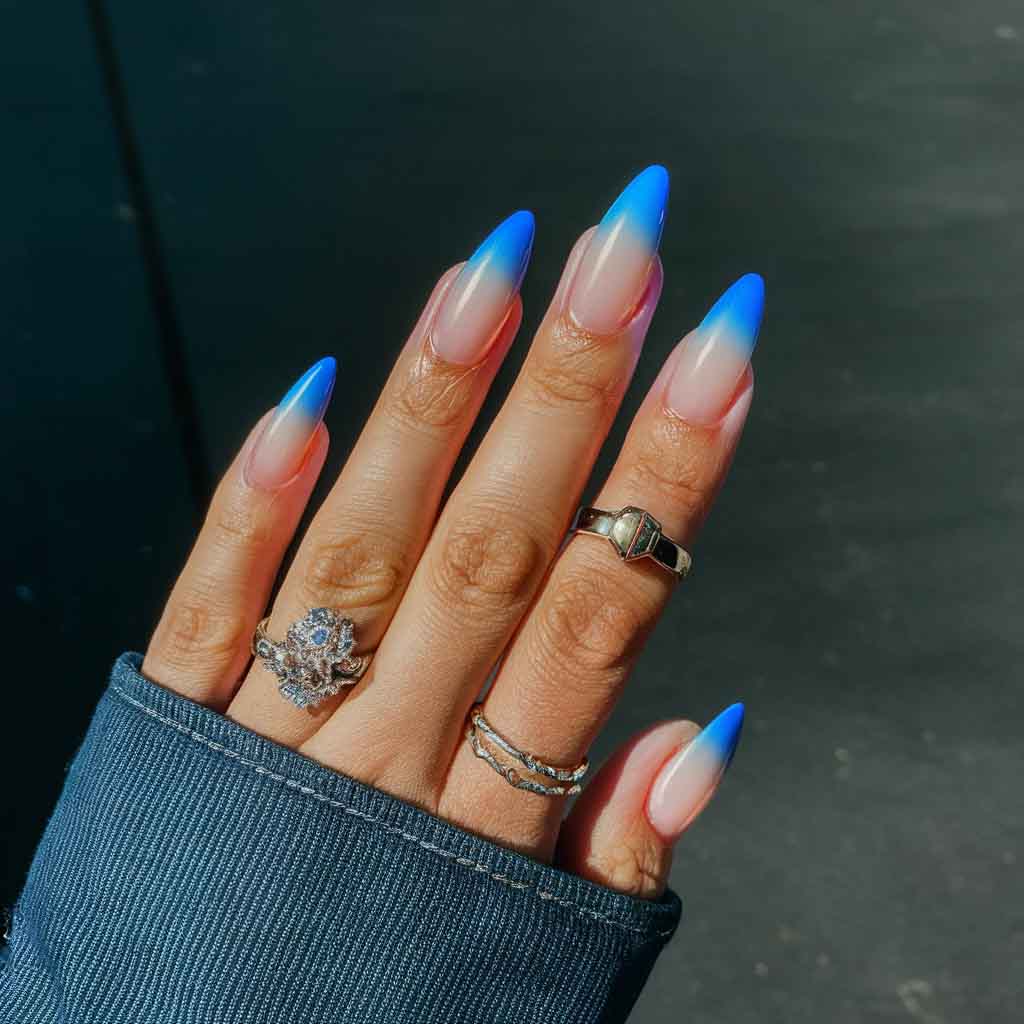 Blue Ombre Nails art